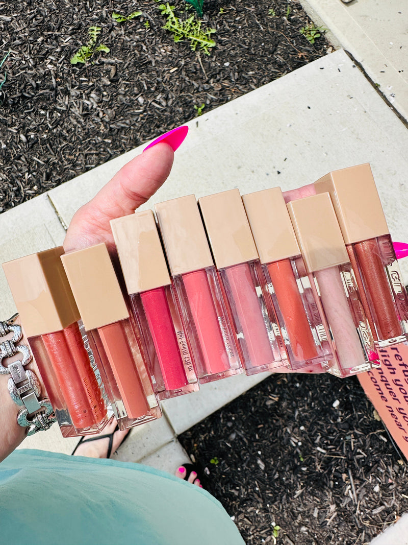 A Little Beauty Secret We’ve Been Working On… 💄✨