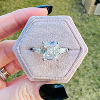 Vivienne Emerald Baguette Ring