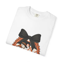 Duck Cameo T-Shirt — Vintage Ribbon Portrait Tee