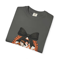 Duck Cameo T-Shirt — Vintage Ribbon Portrait Tee