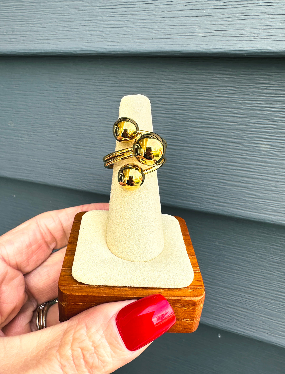 Soleil Luxe Waterproof Gold Sphere Ring