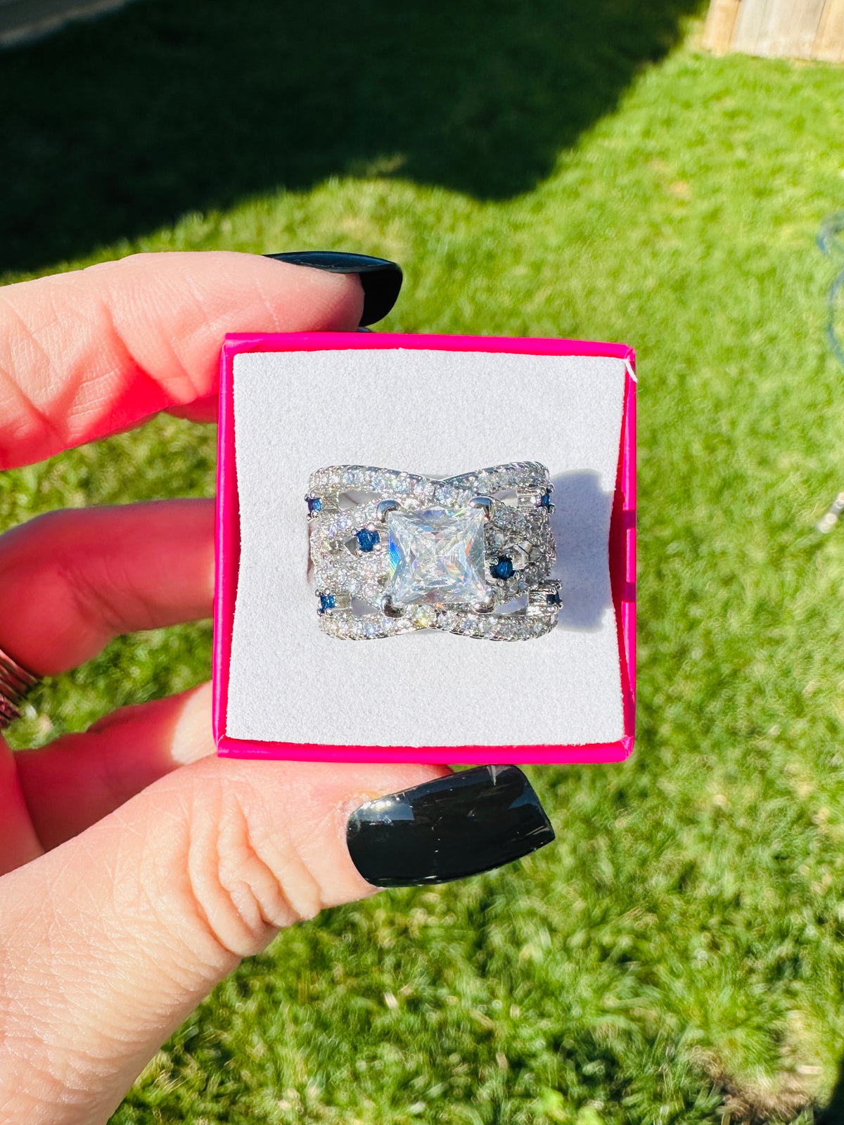 Elowen Sapphire Luxe Band Ring