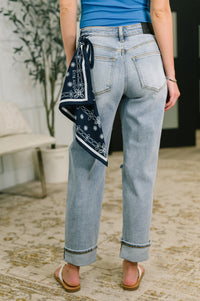 Judy Blue Alex Mid Rise Boyfriend Jean with Bandana Loop