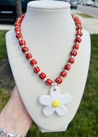 Daisy Bloom Beaded Necklace