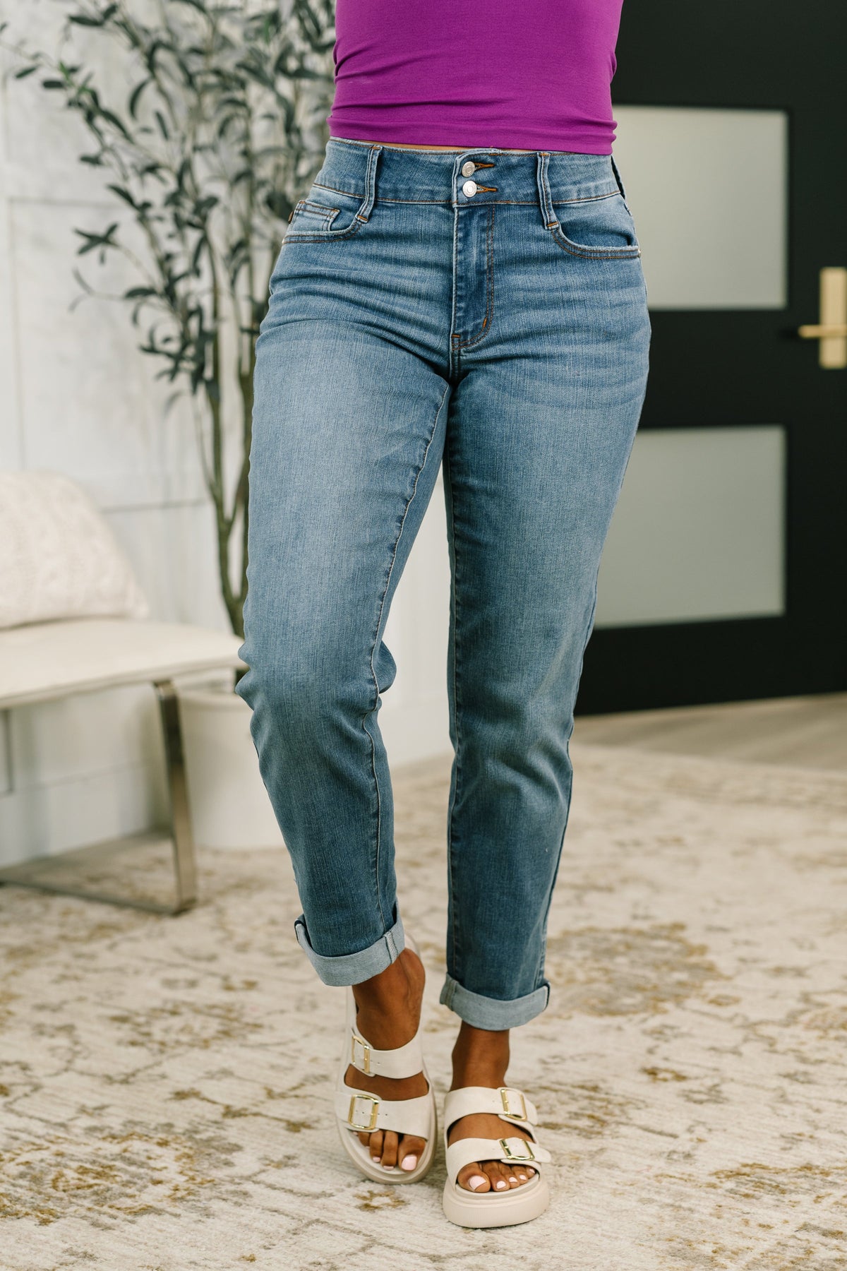 Judy Blue Becky Mid Rise Cool Denim Boyfriend Jean