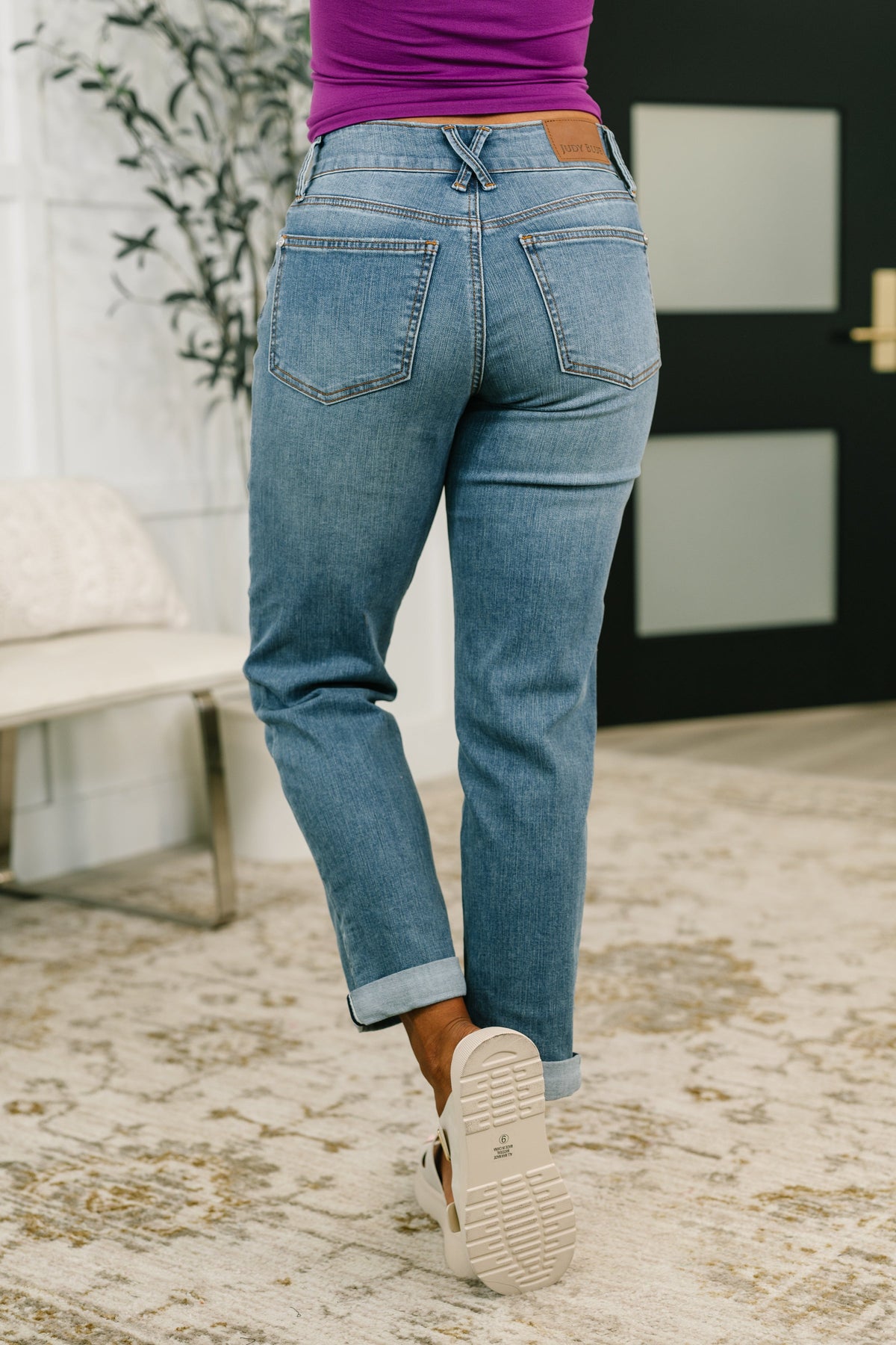 Judy Blue Becky Mid Rise Cool Denim Boyfriend Jean