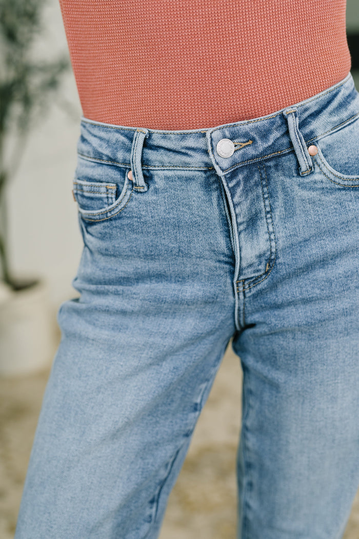 Judy Blue Corrine Mid Rise Control Top Vintage Straight Jeans