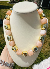 Rosé Glow Beaded Necklace