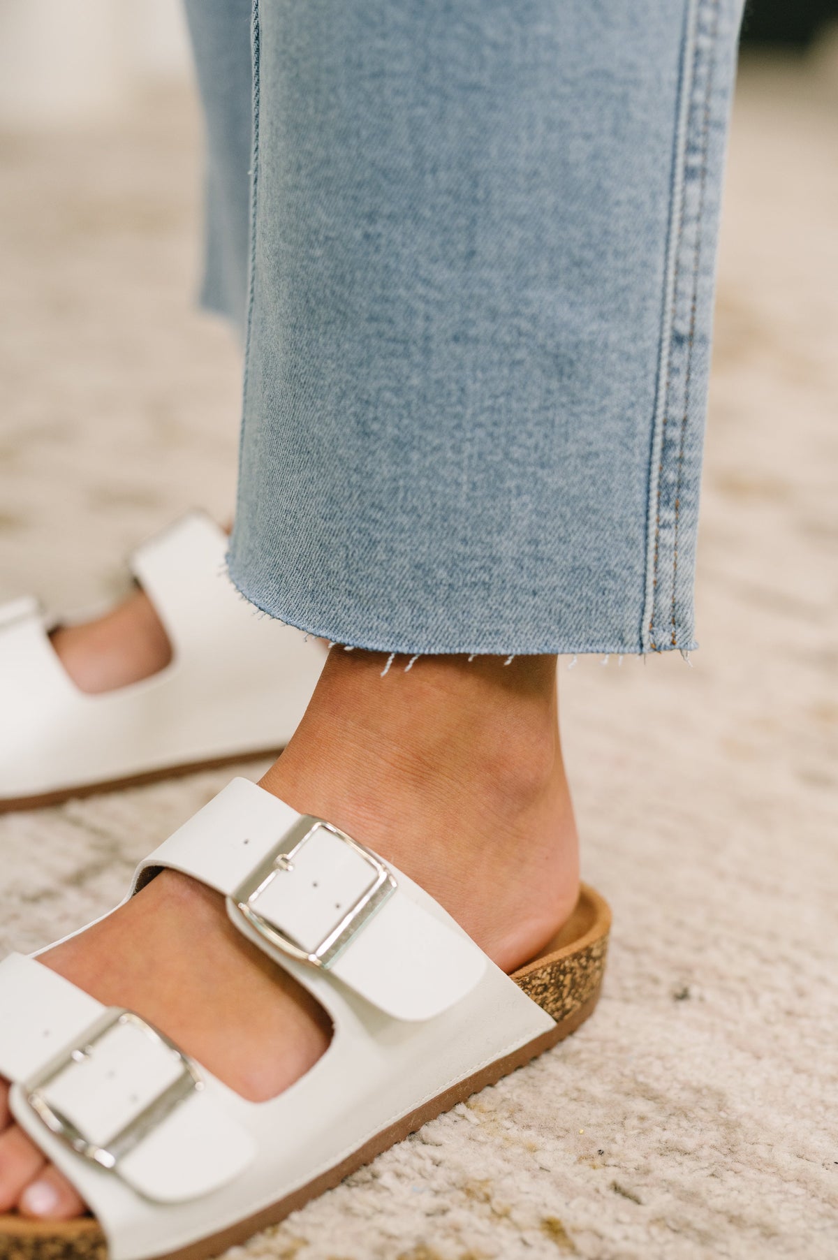 Judy Blue Dawn Mid Rise Ankle Straight w Bandana Loop
