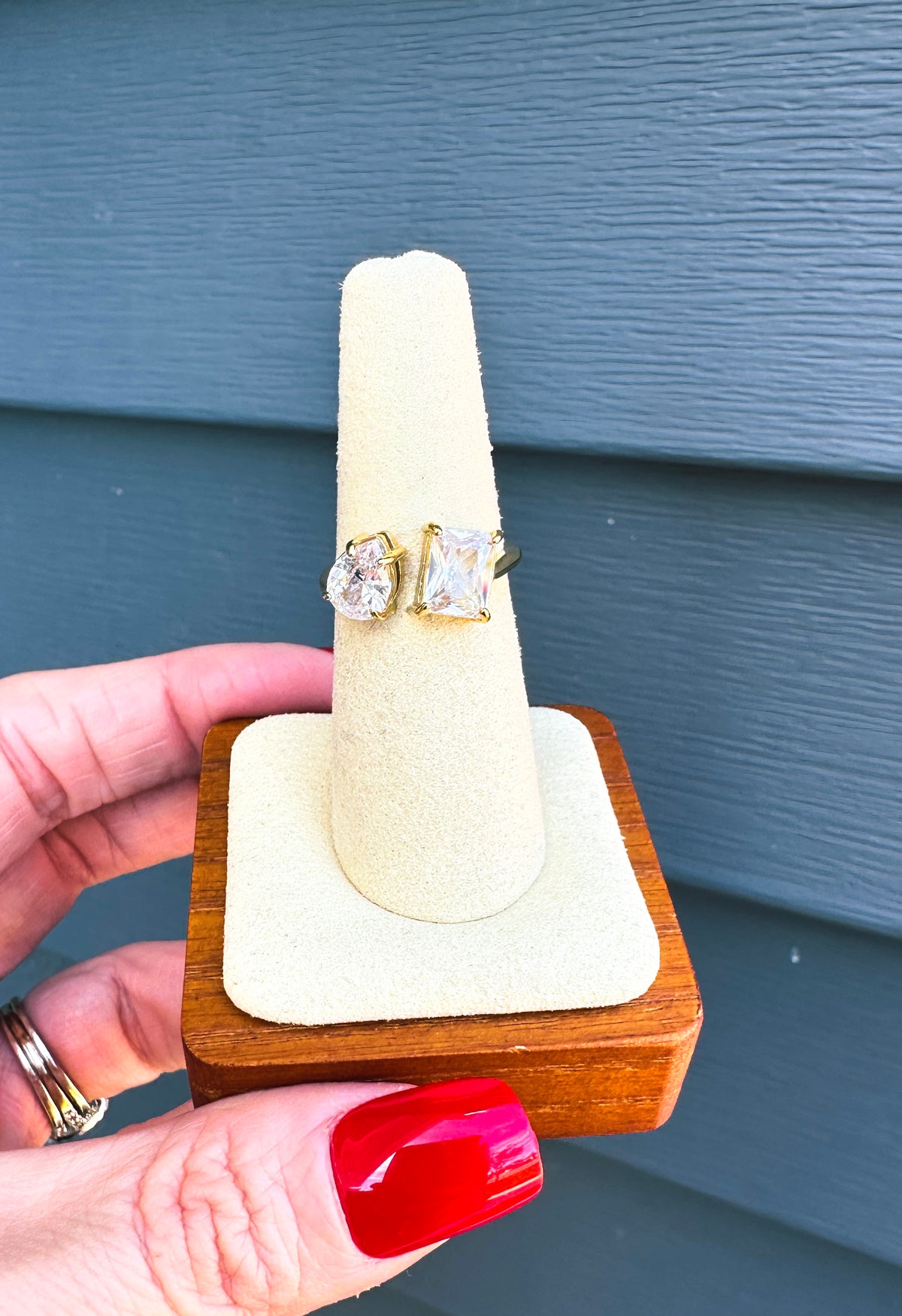 Aurora Luxe Waterproof Crystal Ring