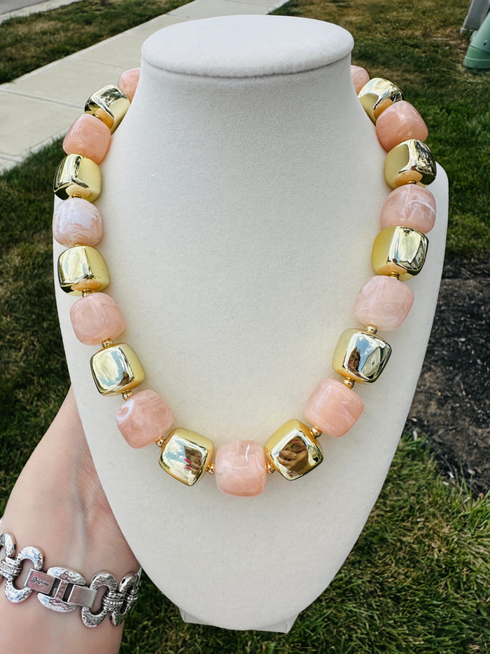Rosé Glow Beaded Necklace