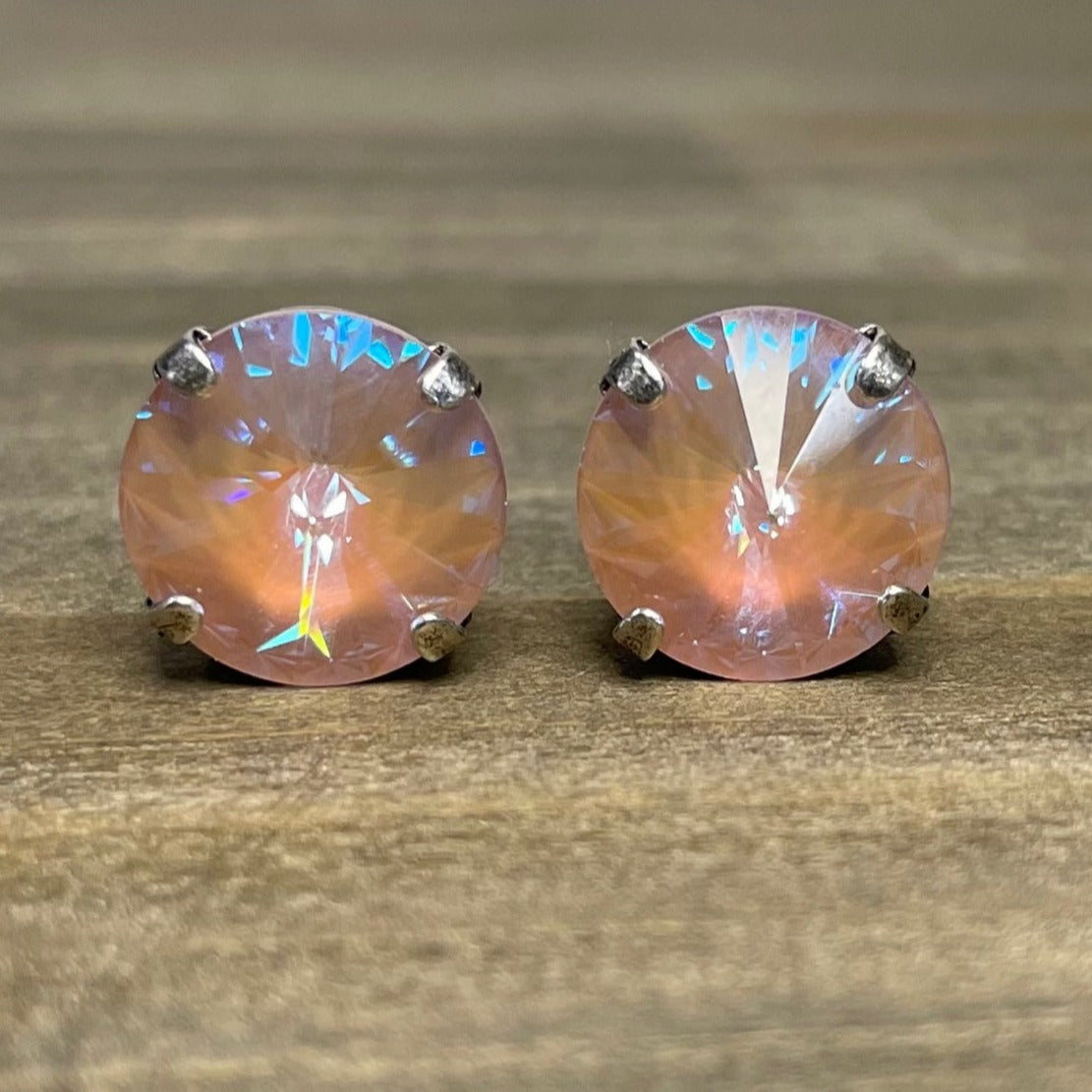 JANNA POST EARRING