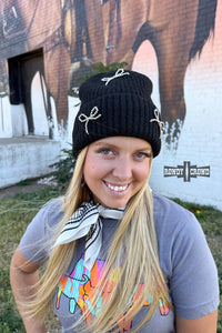 DS Bowtiful Beanie