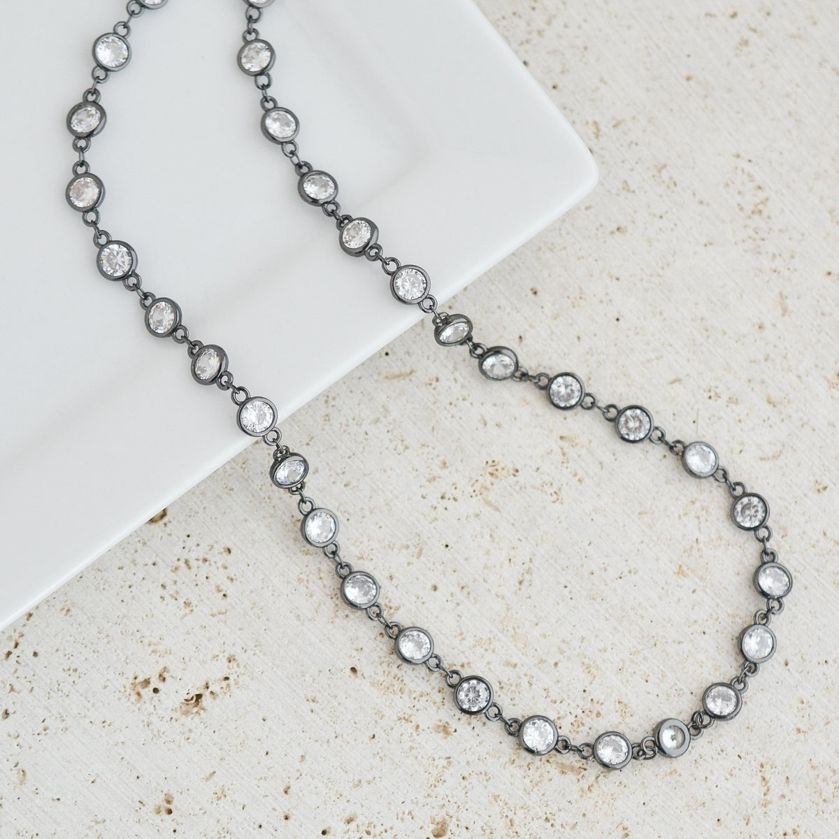 MENDOZA MINI NECKLACE