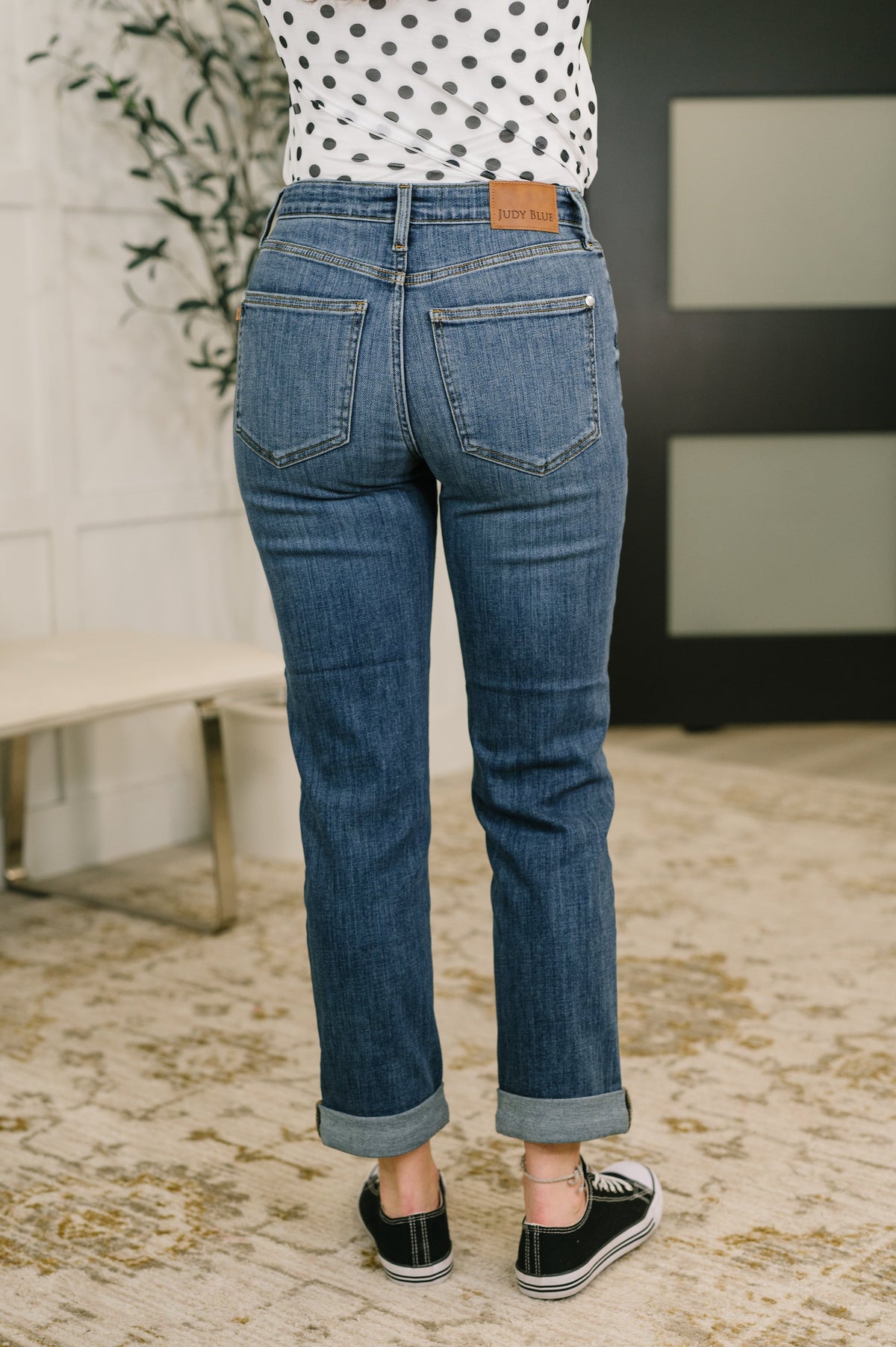 Judy Blue Zoey Mid Rise Billie Boyfriend Jean in Everyday Indigo