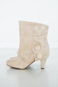 Cowgirl Star Booties in Cream