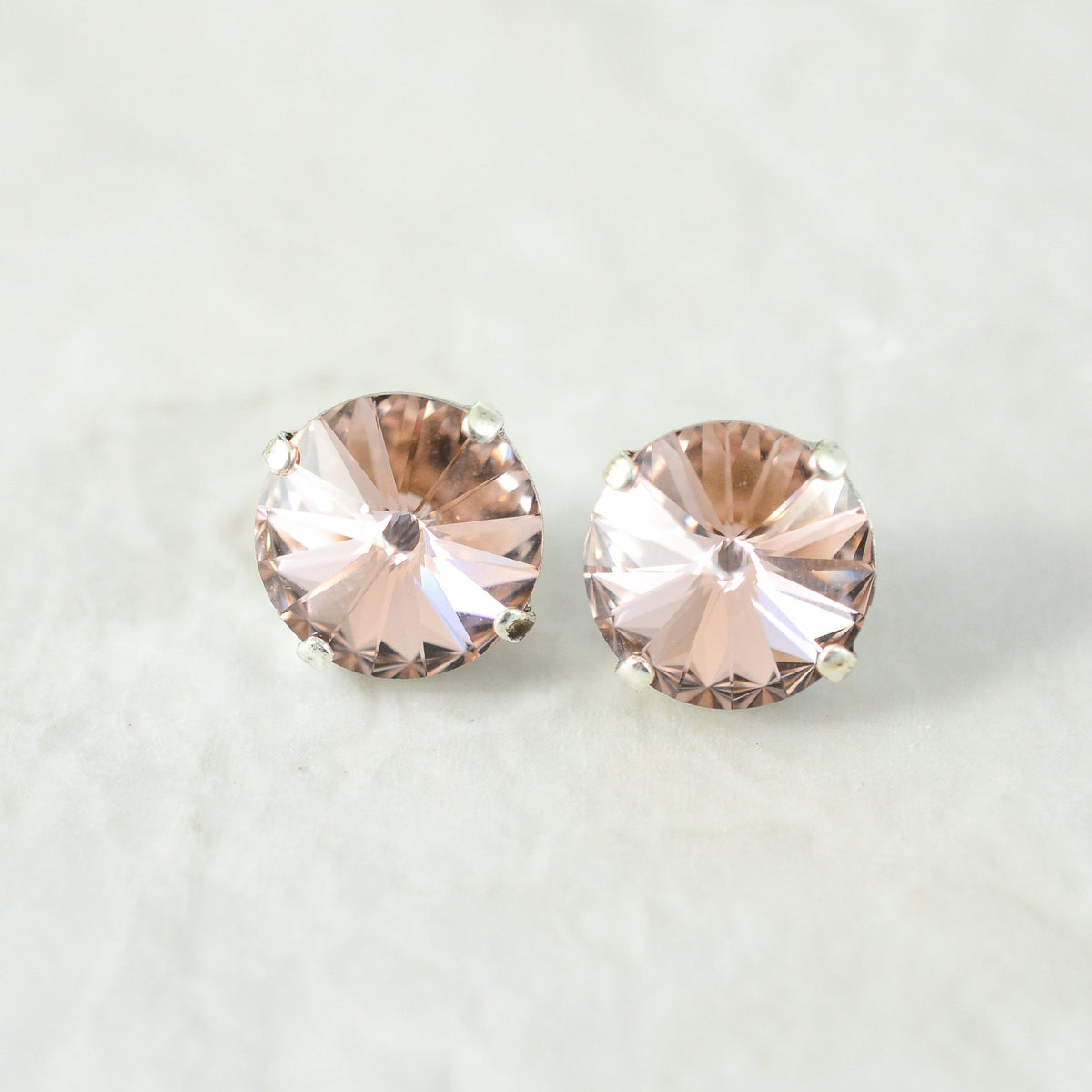 JANNA POST EARRING