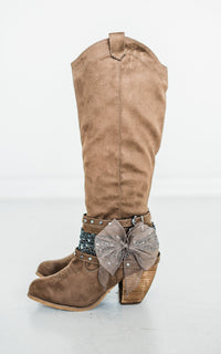 Lush Boot in Taupe