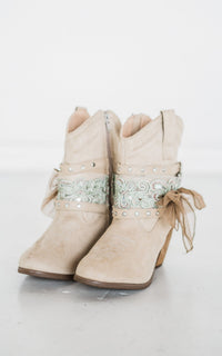 Stash Bootie in Cream