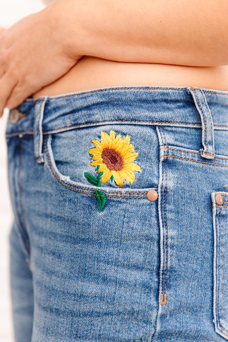 Judy Blue Hi-Rise Relaxed Sunflower Embroidery Jeans