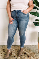 11.29 Tummy Control Skinny Fit Judy Blue Jeans In Vintage Wash